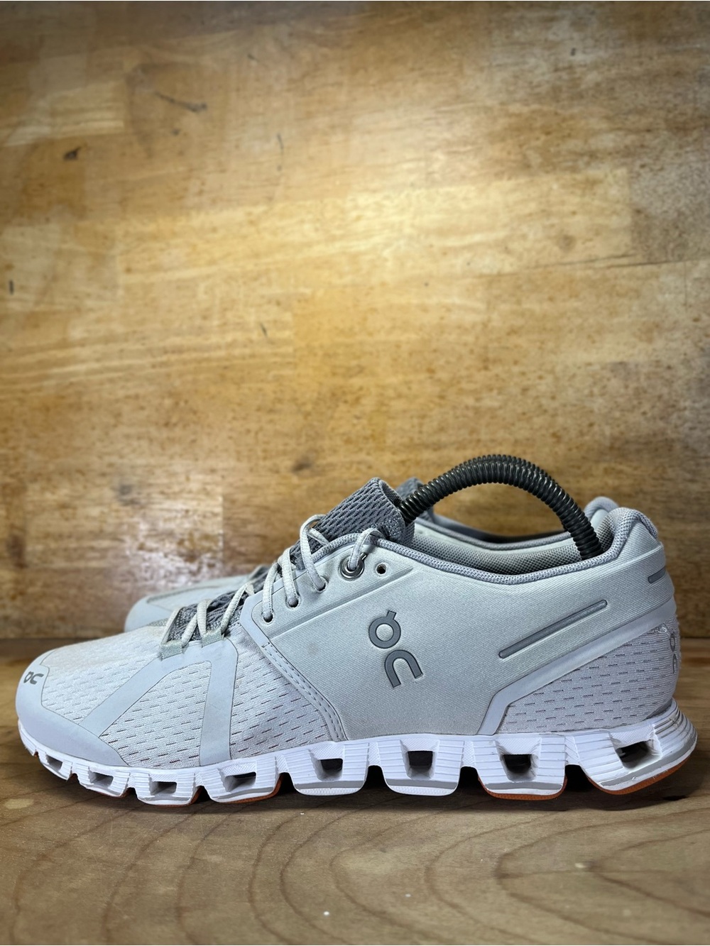 On Cloud 5 LIGHTWEIGHT REFLECTIVE Womens Size 9.5 Running Shoes Sneakers Gray - Picture 5 of 15